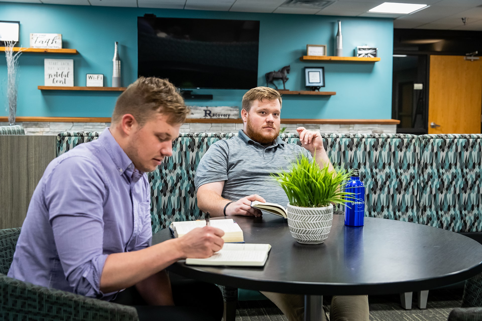 Men sitting at table at Gateway Foundation Jacksonville