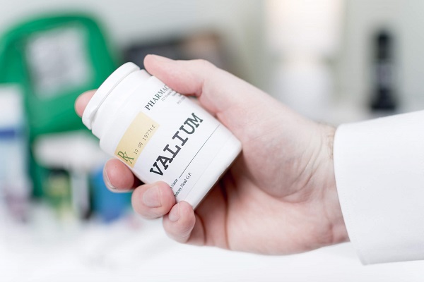 Diazepam (valium) side effects uses dosage and warnings Diazepam (valium) side effects